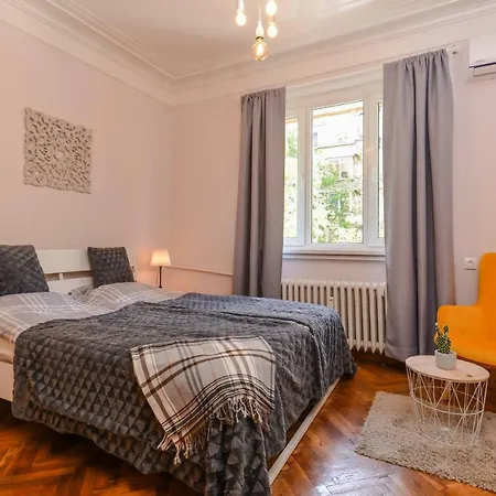 Apartamento La La Land - Top Central 2-bdr Serdika